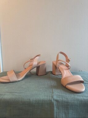 Cole Haan, teen/women’s size 9, beige strapped 3” heel.